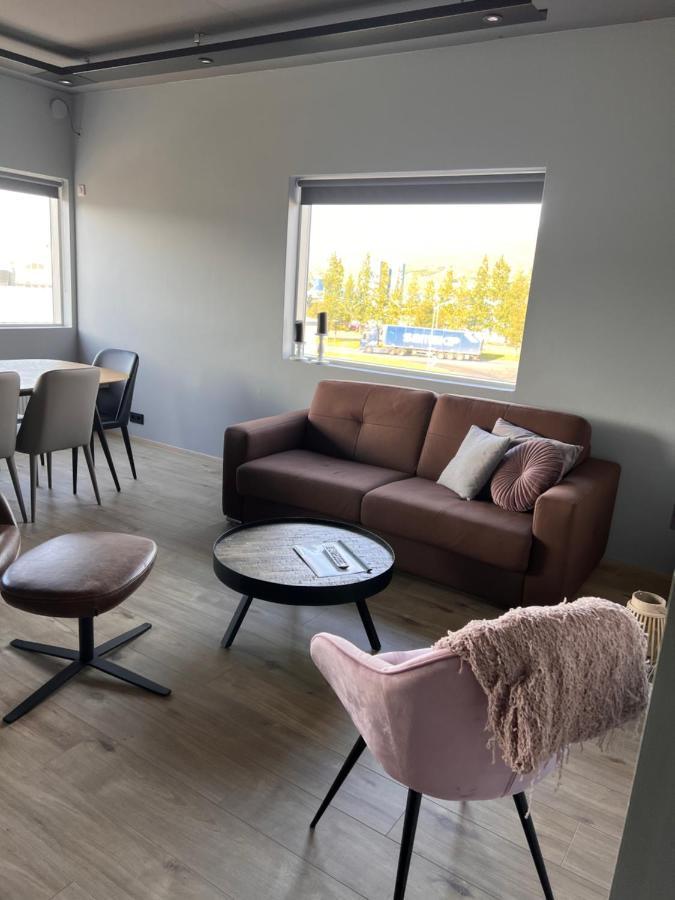 Tb Apartments Akureyri Bagian luar foto