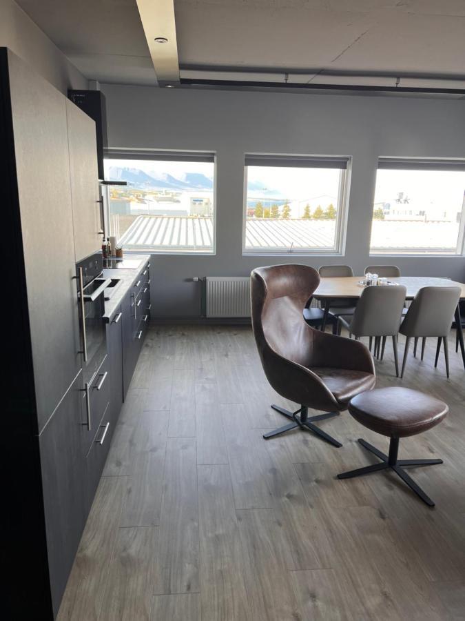Tb Apartments Akureyri Bagian luar foto